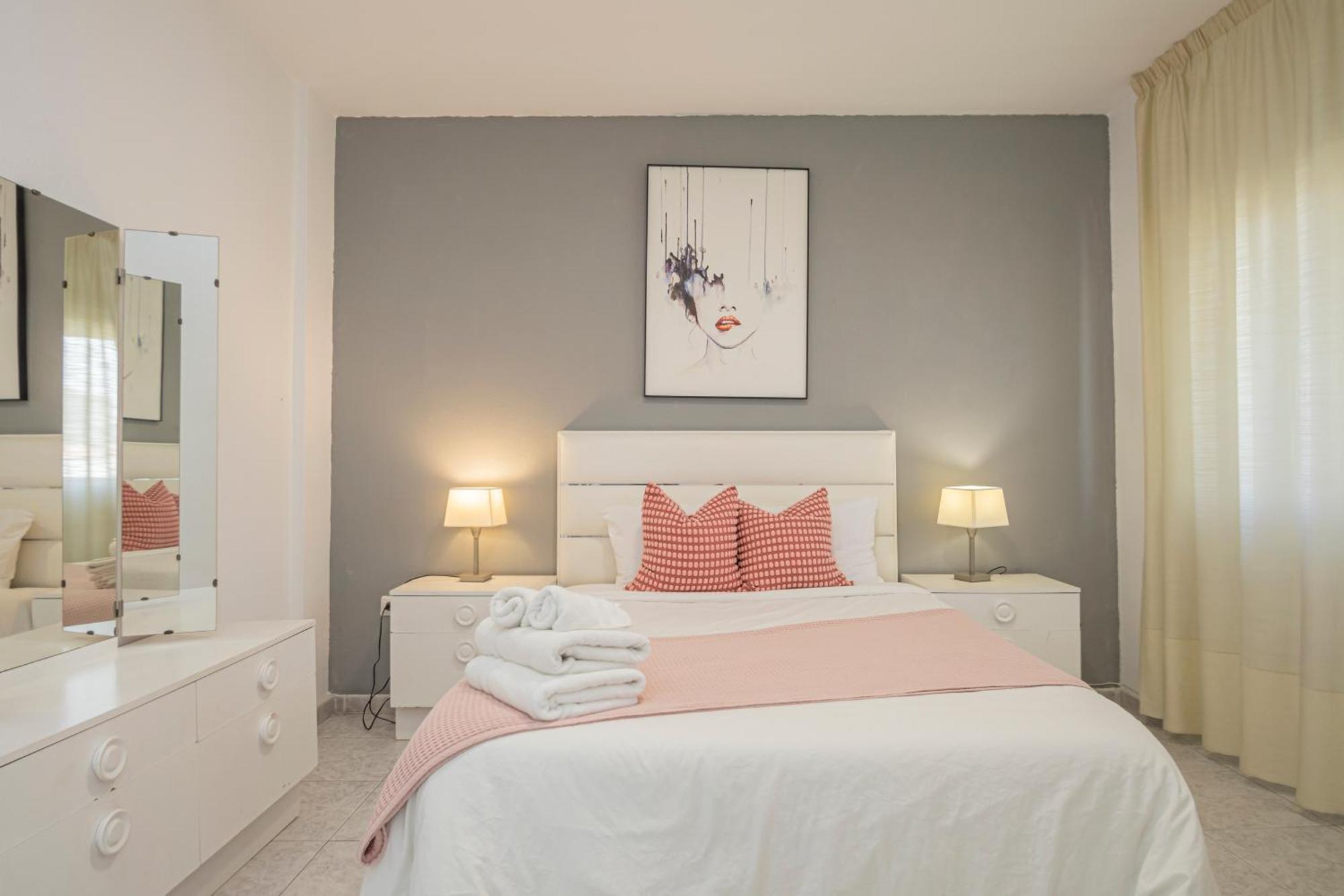 Perfect Getaway In Triana - 15M Walk Giralda Apartamento Sevilha Exterior foto